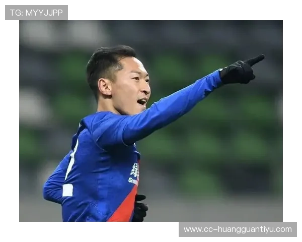 吴曦足球影响力持续提升， veteran中场作用备受期待