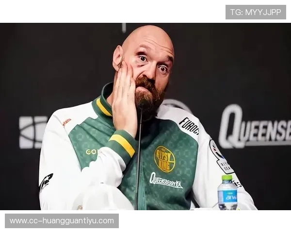 泰森·富里这种体型出门能不能先申请个护照啊，普通人根本没法碰的存在