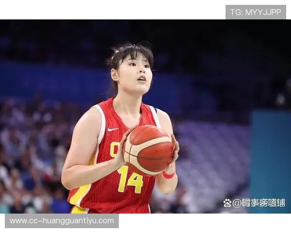 李月汝背后那一摞合同，普通人连想都不敢想的数字啊！