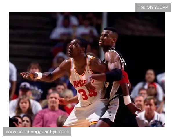 大卫·罗宾逊内线防守拉开空间显著胜过同期中锋