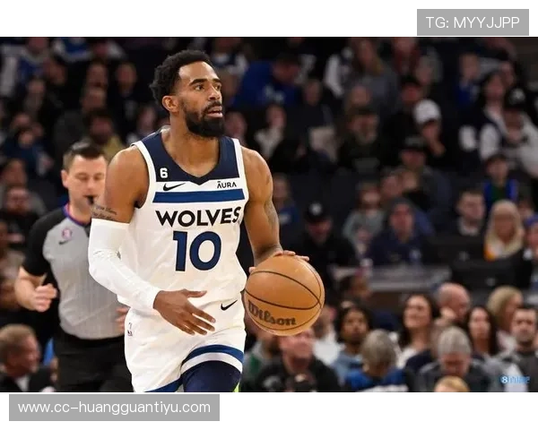 康利无球跑动牵制防守，提升森林狼外线空间效率